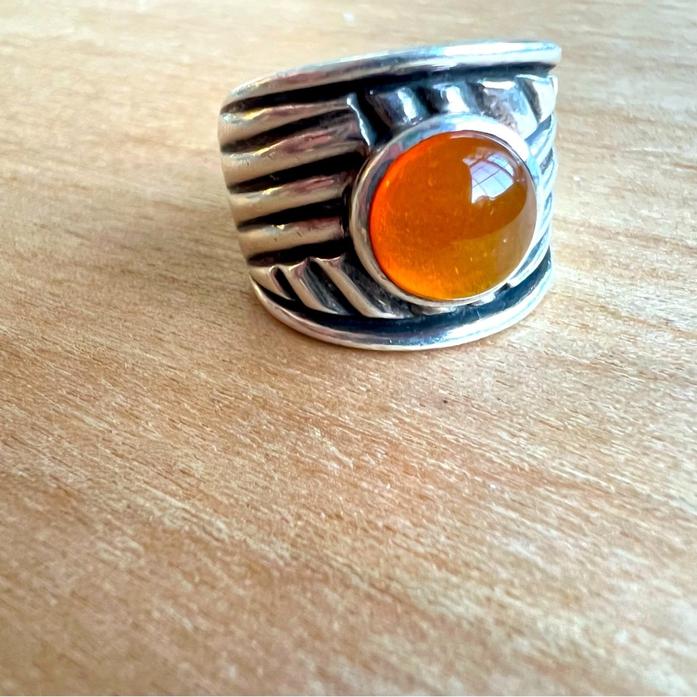 Silpada 925 Sterling silver and Amber Chevron Ring RARE Retired R1449
